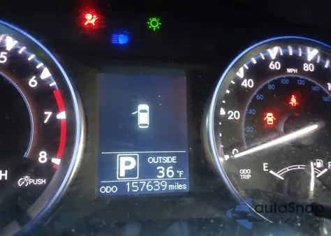 2015 Toyota Highlander Le V6 z USA, uszkodzony, nr VIN 5TDBKRFH1FS117211